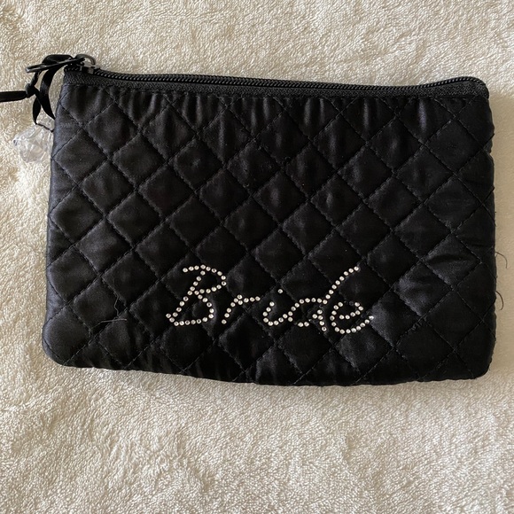 Bridal Accessory Set - Picture 9 of 9